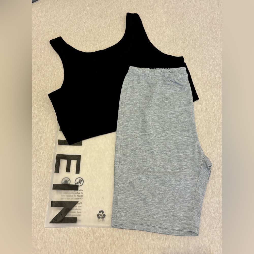 ❗️3/$21❗️SHEIN Black/Gray Short/Tank Set